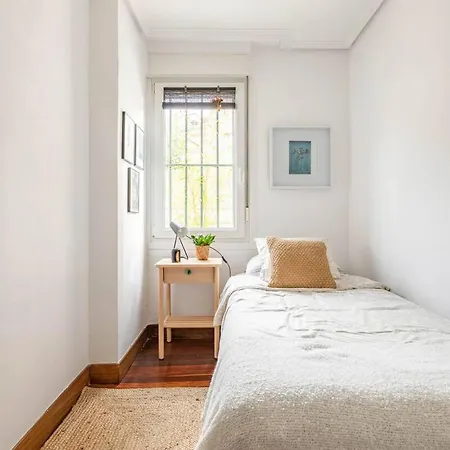 10 Min Casco Viejo ! Terraza Propia Apartment Bilbao Exterior photo